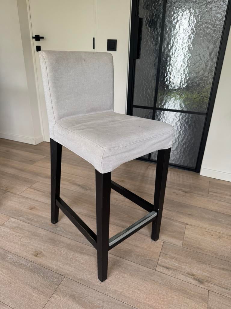 4 stevige barstoelen, Ophalen, Met voetsteun, 60 tot 90 cm, Zo goed als nieuw