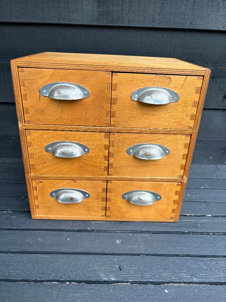 Prachtig Vintage Klein (Miniatuur) Apothekers kastje., Ophalen of Verzenden