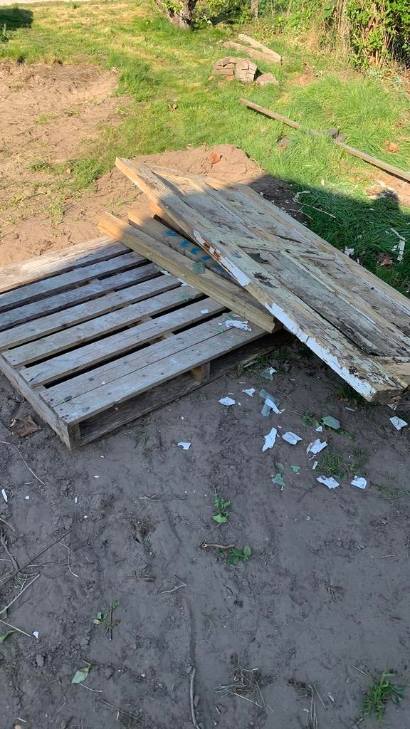 Brandhout gratis, Ophalen, Zo goed als nieuw