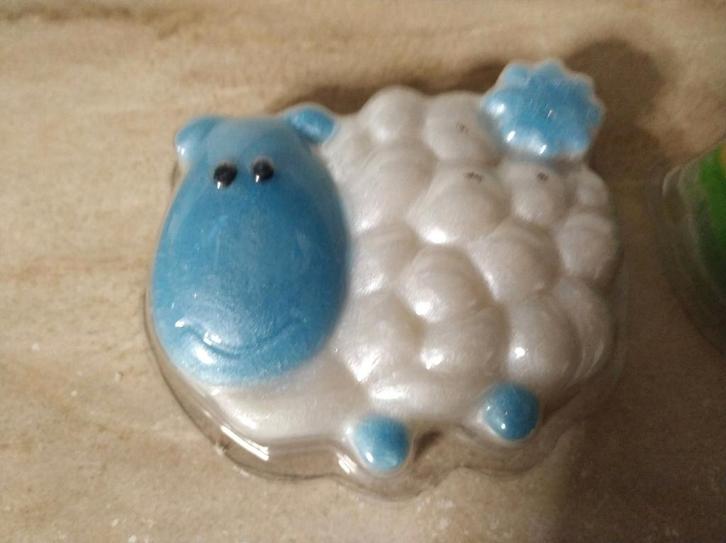 kinderzeep als cadeau voor pasen gr mooie stukken schaapjes, Handtassen en Accessoires, Uiterlijk | Lichaamsverzorging, Nieuw