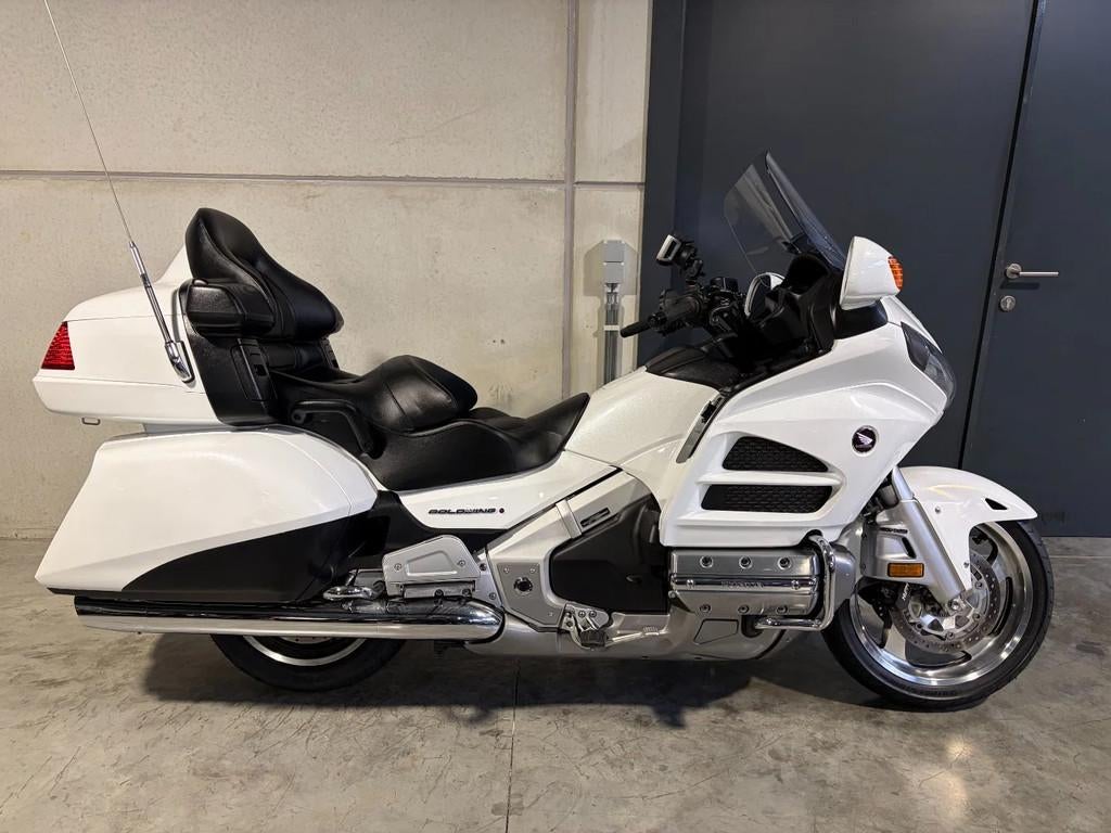 Honda GL 1800 Goldwing in topstaat, Motos, Tourisme, Entreprise, Plus de 35 kW, 1800 cm³