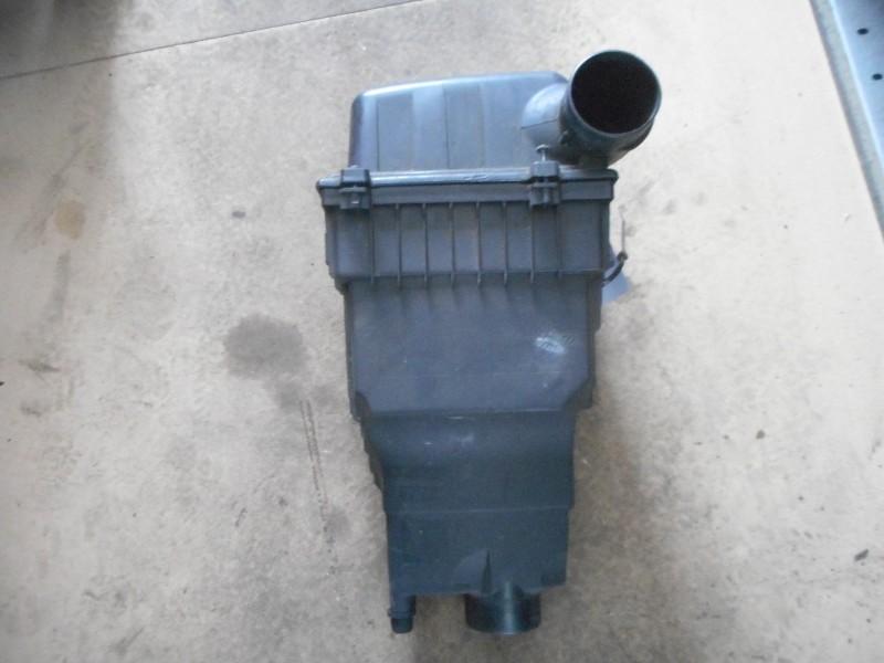 FILTRE À AIR Peugeot 206 CC (2D) (01-2000/12-2007), Utilisé, Peugeot