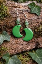 Boucles d’oreilles artisanales vertes – pierres naturelles, Bijoux, Sacs & Beauté, Boucles d'oreilles, Neuf, Enlèvement ou Envoi