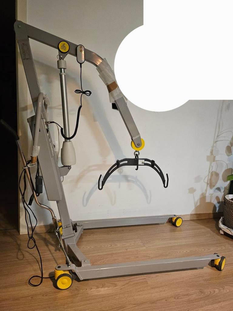 Passieve personenlift, Diversen, Ophalen, Zo goed als nieuw