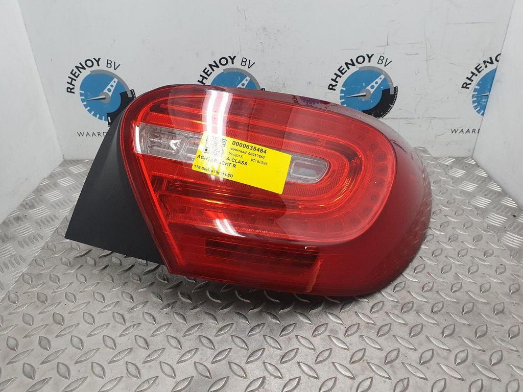 MERCEDES A CLASS 180 Prestige Comfort ACHTERLICHT R 2015, Enlèvement ou Envoi, Utilisé, Stiba membre