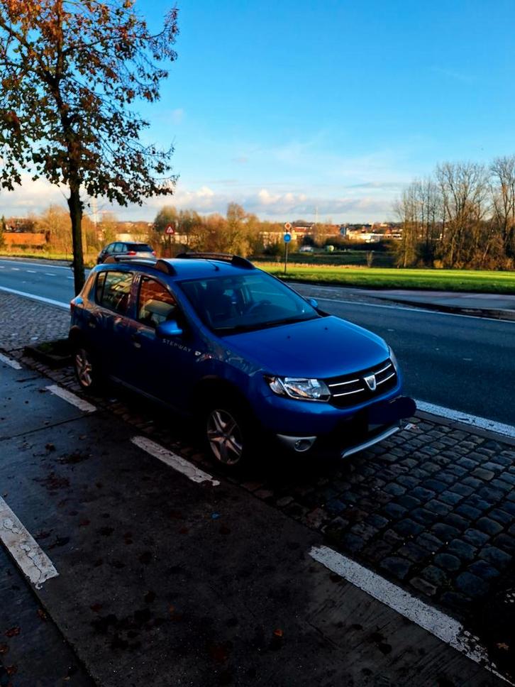Dacia sandero stepway  2016, Autos, Dacia, Particulier, Sandero, ABS, Caméra de recul, Régulateur de distance, Airbags, Air conditionné