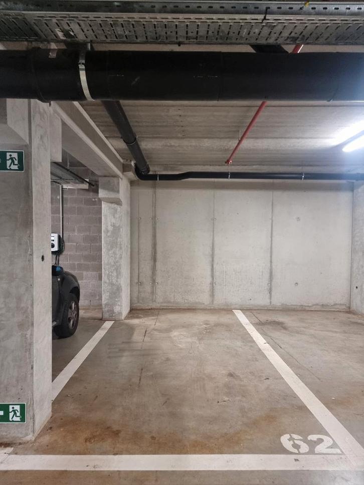 Te huur: Parkeerplaats het Eilandje - Antwerpen, Immo, Garages en Parkeerplaatsen, Antwerpen (stad)