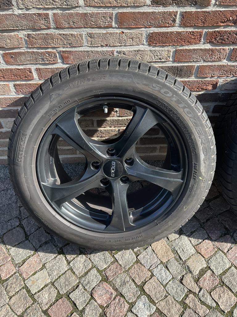 BMW winterbanden op aluminium velg, Ophalen, Winterbanden, Velg(en)