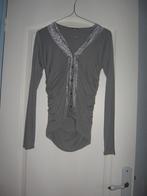 Blouse Naf Naf resserrée, Nieuw, Ophalen of Verzenden, Maat 36 (S), Grijs