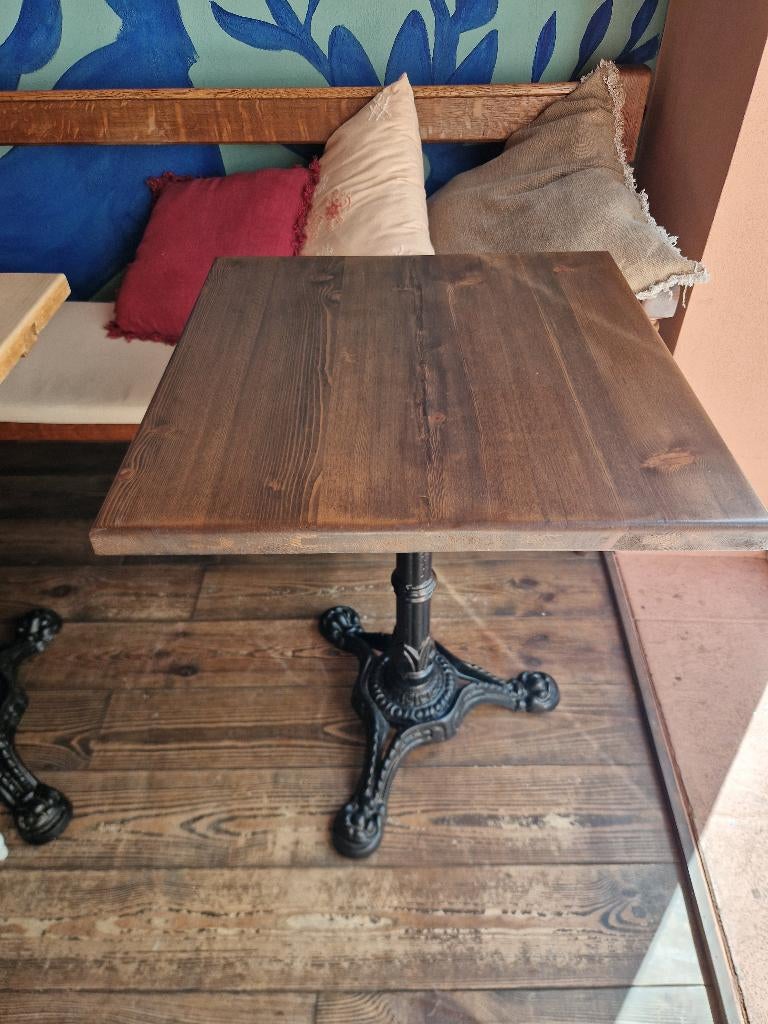 4 tables de bistrot en bois foncé - 60 x 60 cm, Maison & Meubles, Tables | Tables à manger, Utilisé, 50 à 100 cm, 50 à 100 cm