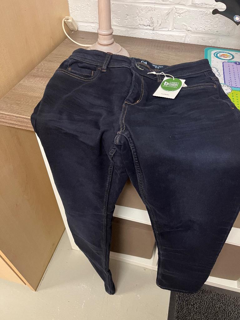 Jean slim bleu foncé neuf taille 182 (14 ans), Kinderen en Baby's, Kinderkleding | Overige, Ophalen, Nieuw, C&A, Jongen