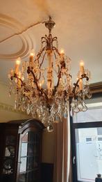 Lustre en cristal de Baccarat, Enlèvement