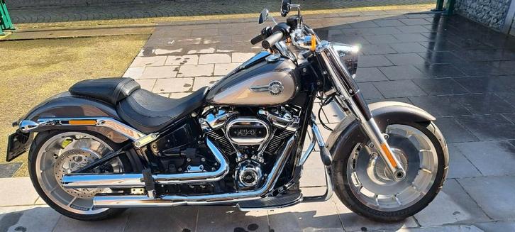 Harley Davidson Fat boy 114, Motos, Motos | Harley-Davidson, Particulier, Chopper, plus de 35 kW, 2 cylindres, Échappement sport