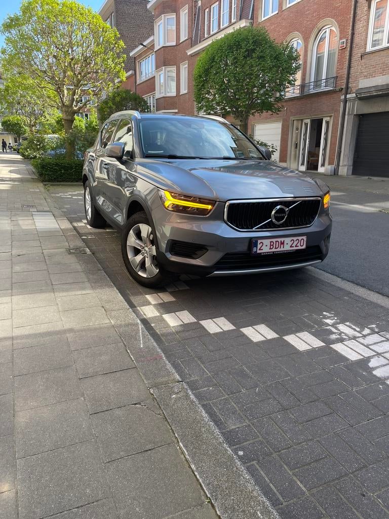 Volvo XC 40, Autos, Volvo, Particulier, XC40, Essence, Euro 6, SUV ou Tout-terrain, 5 portes, Boîte manuelle, Autres couleurs