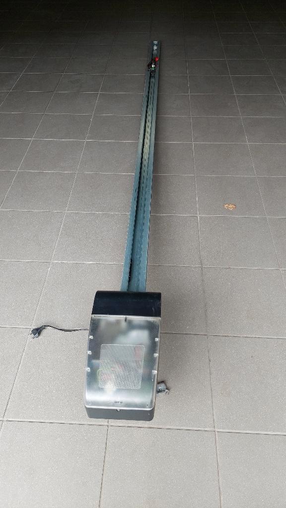garage poort opener Berner, Doe-het-zelf en Bouw, Motoren, Gebruikt, Elektromotor, Ophalen