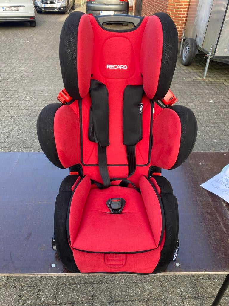 Autostoel RECARO, Kinderen en Baby's, Autostoeltjes, Autogordel, Verstelbare rugleuning, Zo goed als nieuw, Ophalen