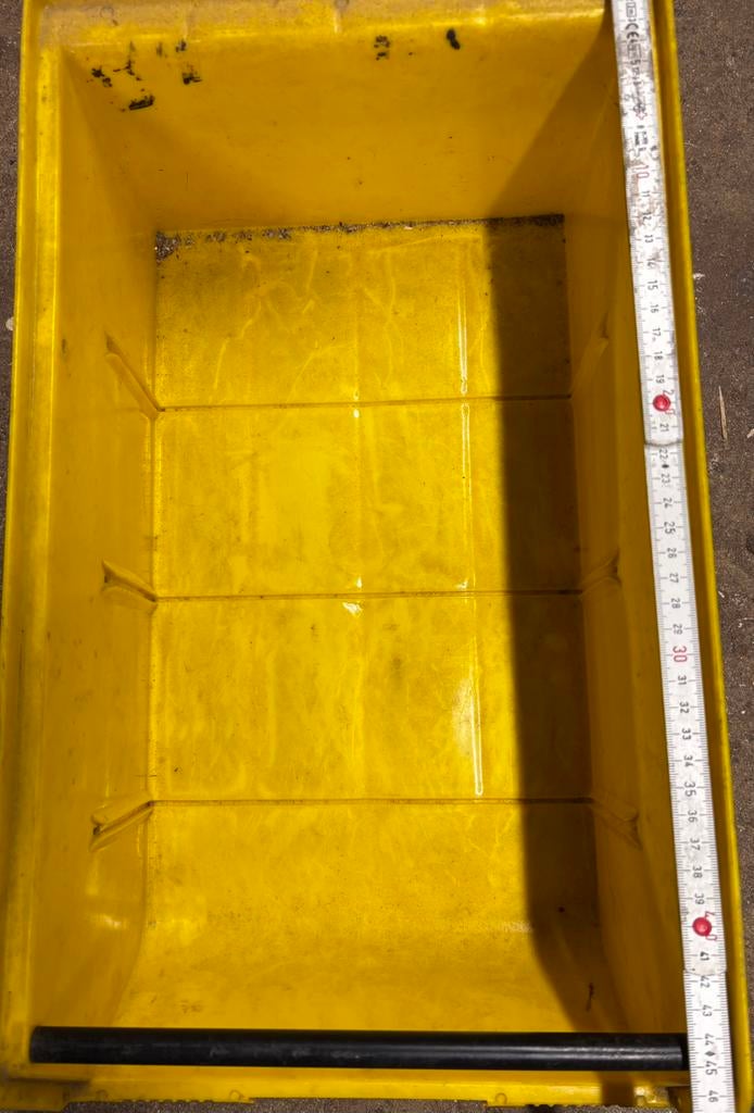 Bac en plastique pour outillage ou autre ( plusieurs dispo.), Bricolage & Construction, Enlèvement, Comme neuf