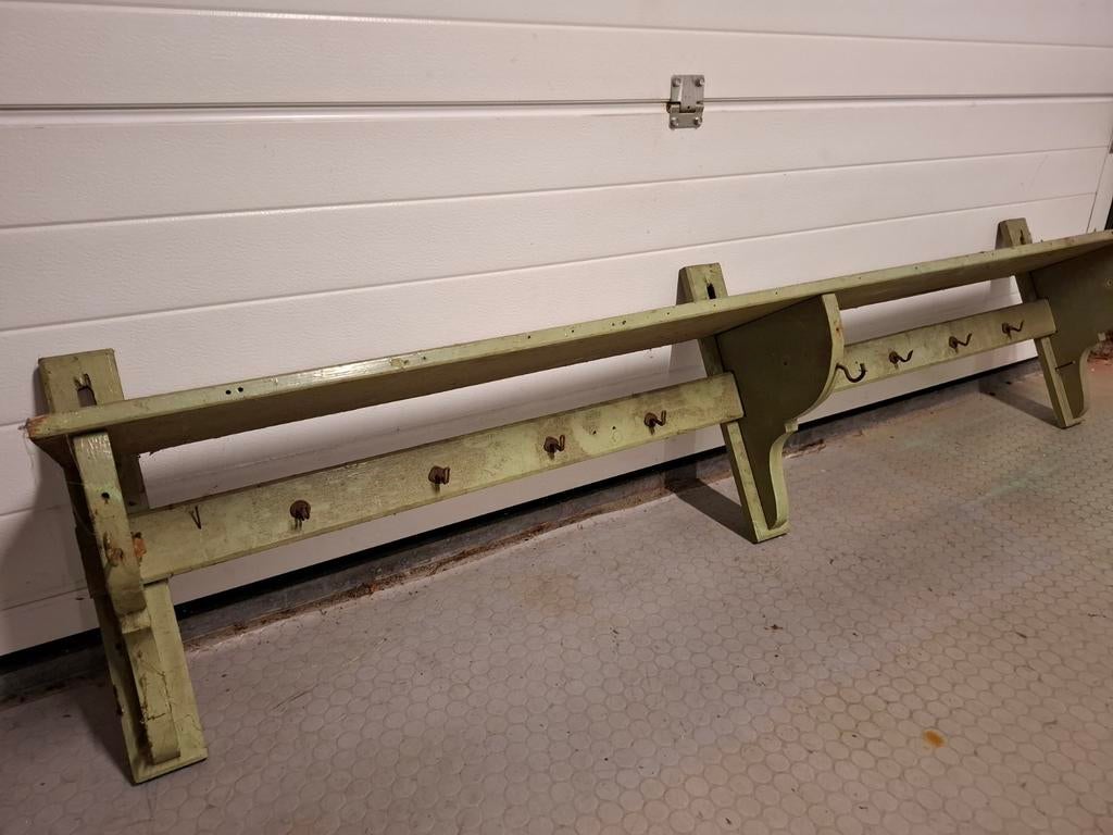 Antiek wandrek / kapstok, Ophalen