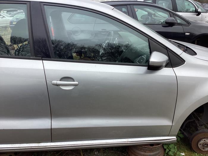 Portière 4portes avant droite d'un Volkswagen Polo (LA7W), Autos : Pièces & Accessoires, Volkswagen, -, 3 mois de garantie, Utilisé
