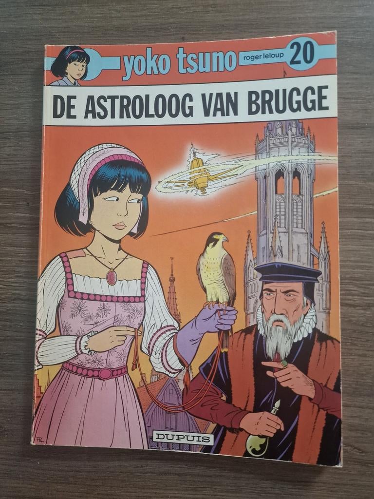 Strips. Yoko tsuno, Roger Leloup, Ophalen of Verzenden, Zo goed als nieuw, Meerdere stripboeken