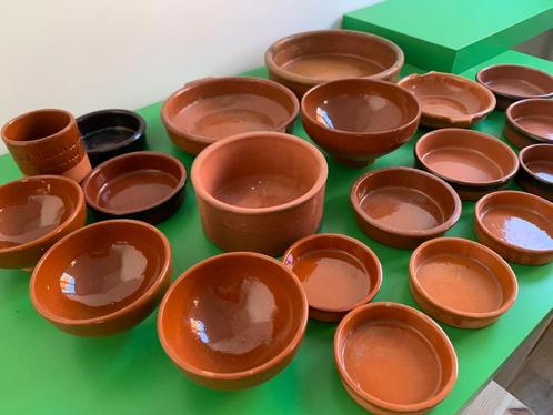 20 pots d’argile espagnols pour cuisiner ou servir, Maison & Meubles, Cuisine | Ustensiles de cuisine, Comme neuf
