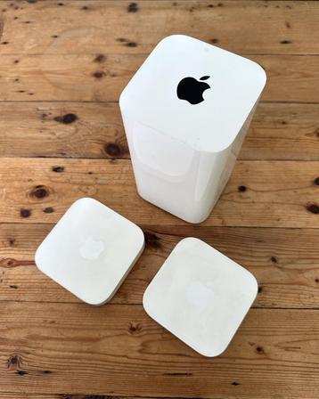 Apple Airport Extreme + 2x Airport Express beschikbaar voor biedingen