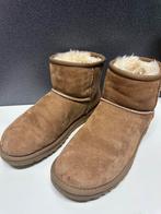 UGG laag model, Kleding | Dames, Schoenen, Ophalen of Verzenden