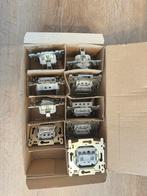 Niko stopcontacten en schakelaars, Doe-het-zelf en Bouw, Elektriciteit en Kabels, Ophalen, Nieuw, Schakelaar