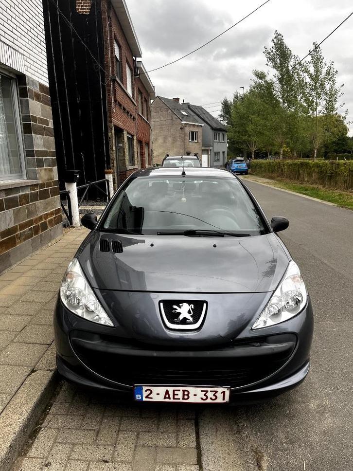 Peugeot 206+ | 35.500 km | Benzine | €4.000, Auto's, Peugeot, Particulier, ABS, Bluetooth, Elektrische ramen, Metaalkleur, Radio