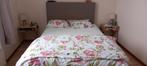 Tweepersoonsbed met frame, matras en beddengoed, Huis en Inrichting, Slaapkamer | Complete slaapkamers, Ophalen, Zo goed als nieuw