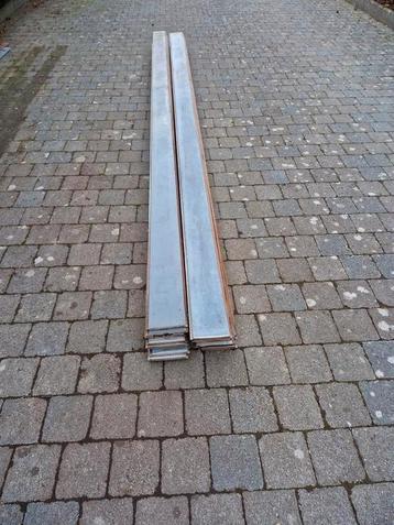 Ceder plancheten 370 cm beschikbaar voor biedingen