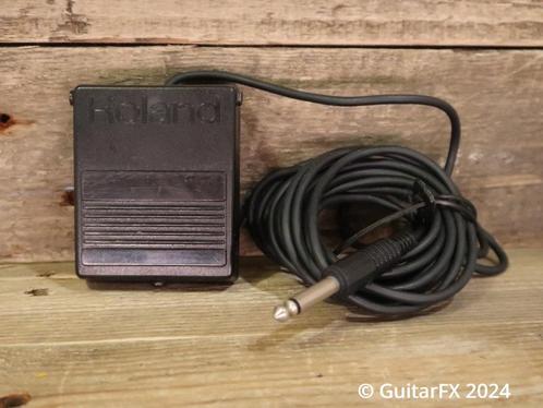 Roland Momentary Foot Switch, Muziek en Instrumenten, Effecten, Gebruikt, Ophalen of Verzenden