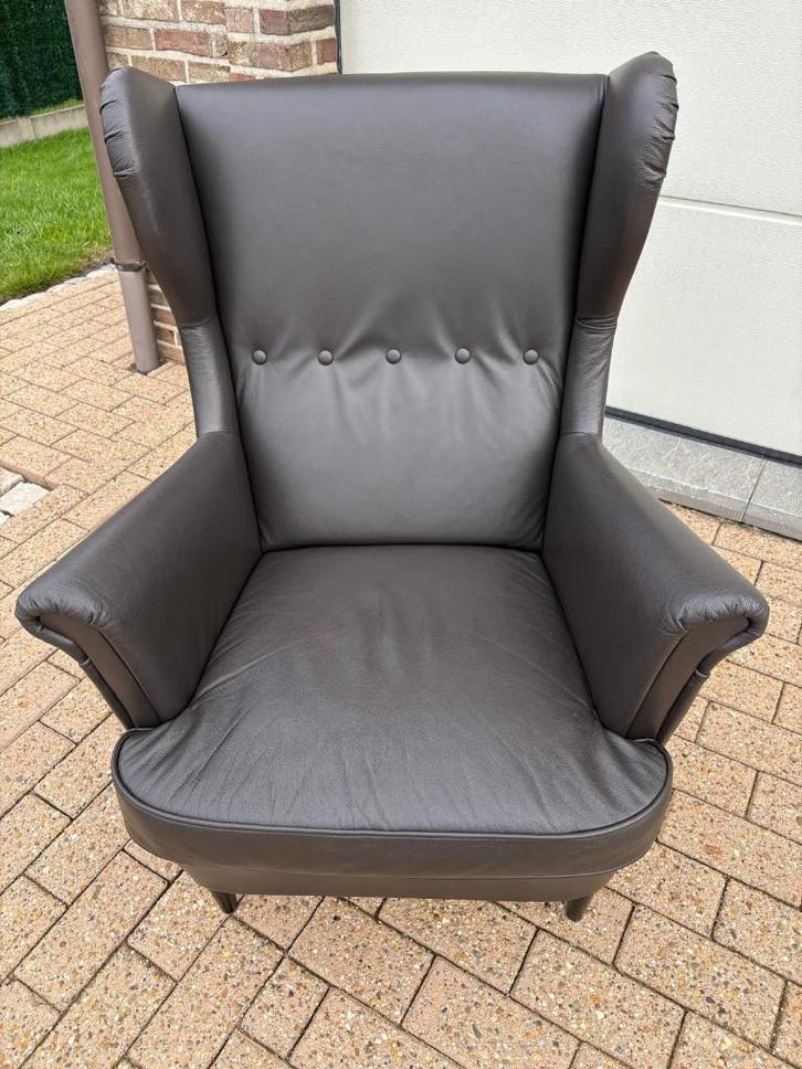 zetel - oorfauteuil Ikea STRANDMON lederlook, Huis en Inrichting, Fauteuils, Gebruikt, Ophalen