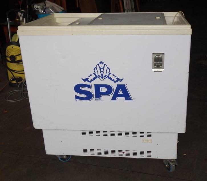 3 Flessen frigo's op wielen geschikt voor op feesten., Zakelijke goederen, Horeca | Overige, Ophalen of Verzenden