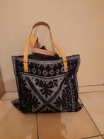 Handtas met leder handvat, Handtassen en Accessoires, Tassen | Damestassen, Ophalen, Zo goed als nieuw, Handtas