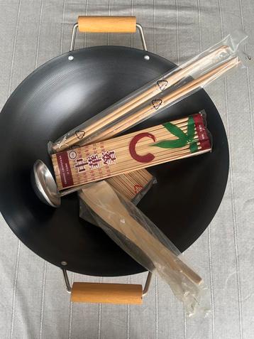 Kompleet woksetje te koop beschikbaar voor biedingen