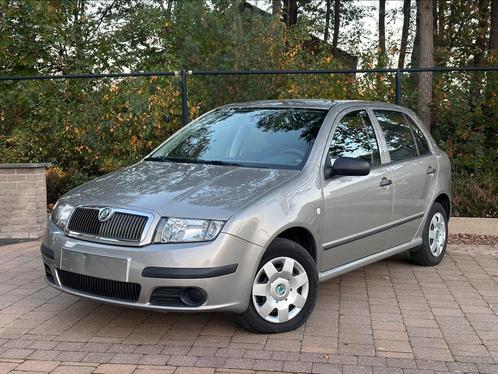 Gekeurd! Skoda Fabia 1.2i 70dkm, Auto's, Skoda, Particulier, Fabia, Airbags, Elektrische ramen, Isofix, Radio, Benzine, Euro 4