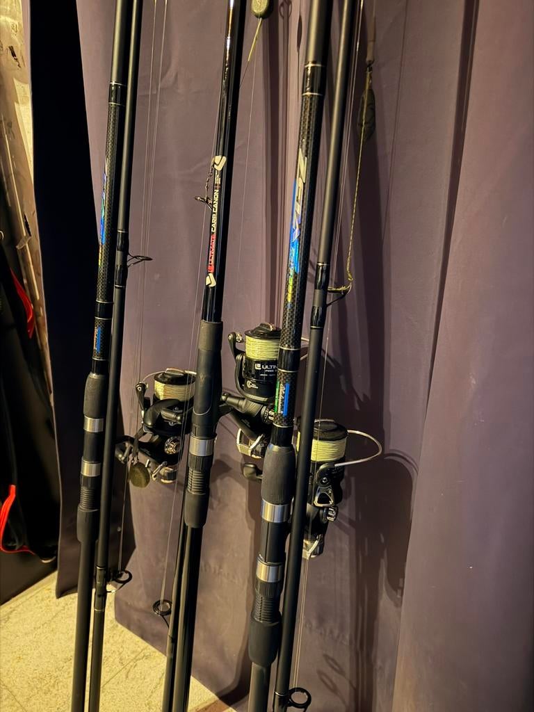 Karper setje, Watersport en Boten, Hengelsport | Karpervissen, Zo goed als nieuw, Molen, Ophalen