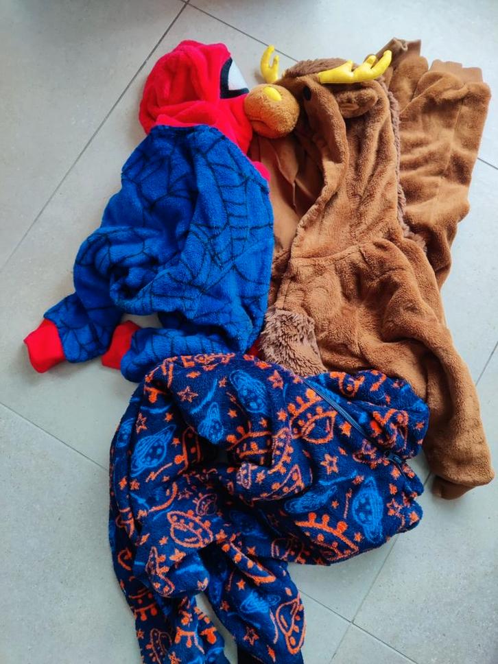 jongenskleding 96-104, Kinderen en Baby's, Carnavalskleding en Verkleedspullen, Gebruikt, Ophalen