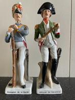 2 officiers napoléoniens + porcelaine, Antiquités & Art, Antiquités | Porcelaine, Enlèvement ou Envoi