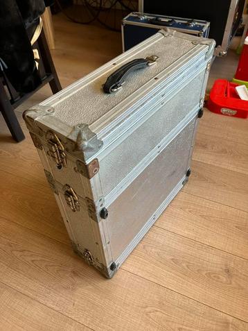 Flightcase (koffer) voor dubbele cd speler dj discobar, Enlèvement, Utilisé