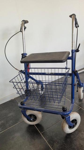 Tribune de marche deambulateur beschikbaar voor biedingen