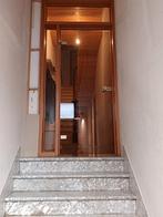 1 deur  met ombouw, Doe-het-zelf en Bouw, Deuren en Vliegenramen, Ophalen, Gebruikt, Glas