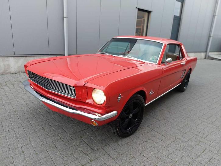 Ford Mustang 1966 met doorlopende voorbank, Auto's, Oldtimers, Bedrijf, Ford, Overige brandstoffen, Overige carrosserie, Automaat