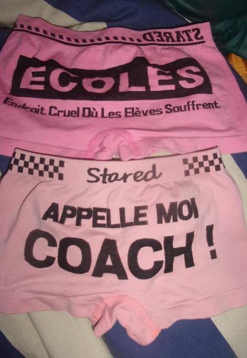twee roze boxershorts van 2/6 jaar oud bedrukt met tekst, Kinderen en Baby's, Kinderkleding | Maat 110, Zo goed als nieuw, Jongen