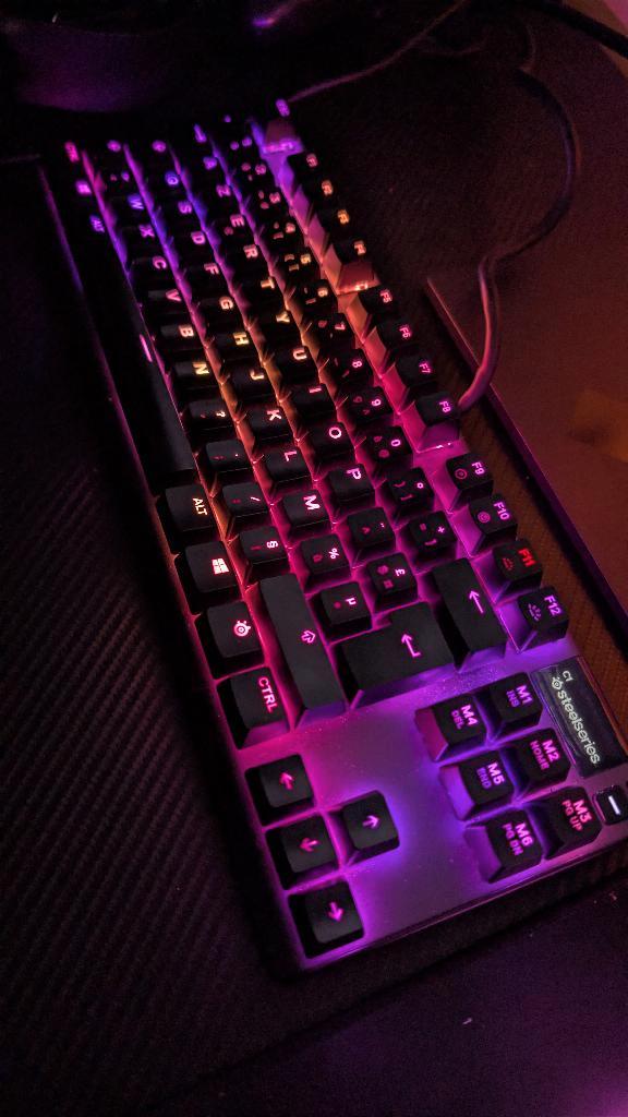 Clavier Steelseries, Informatique & Logiciels, Claviers, Comme neuf, Azerty, Filaire, Clavier gamer, Enlèvement ou Envoi