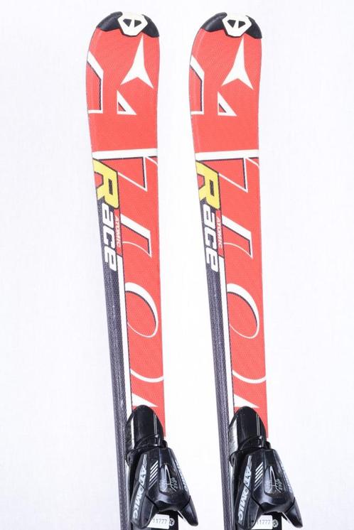 Skis 130 cm pour enfants ATOMIC RACE rouge + Atomic Evox 7, Sports & Fitness, Ski & Ski de fond, Envoi