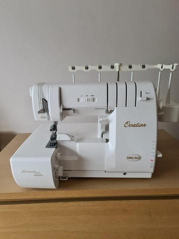 Overlockmachine Baby Lock „Ovation” - bijna nieuw - met Extr beschikbaar voor biedingen