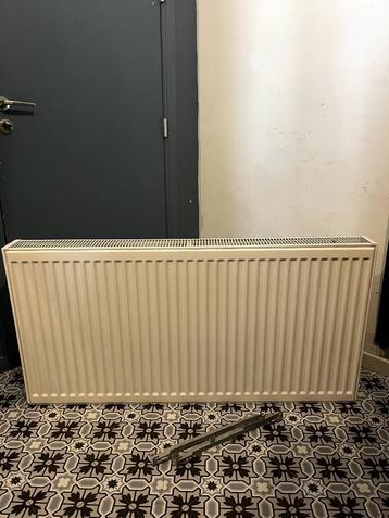 Radiateur 2500 w - 120 X 60 beschikbaar voor biedingen