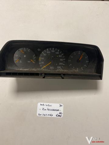 Mercedes W201 1990   Km Tellerklok   201 542 1567 beschikbaar voor biedingen
